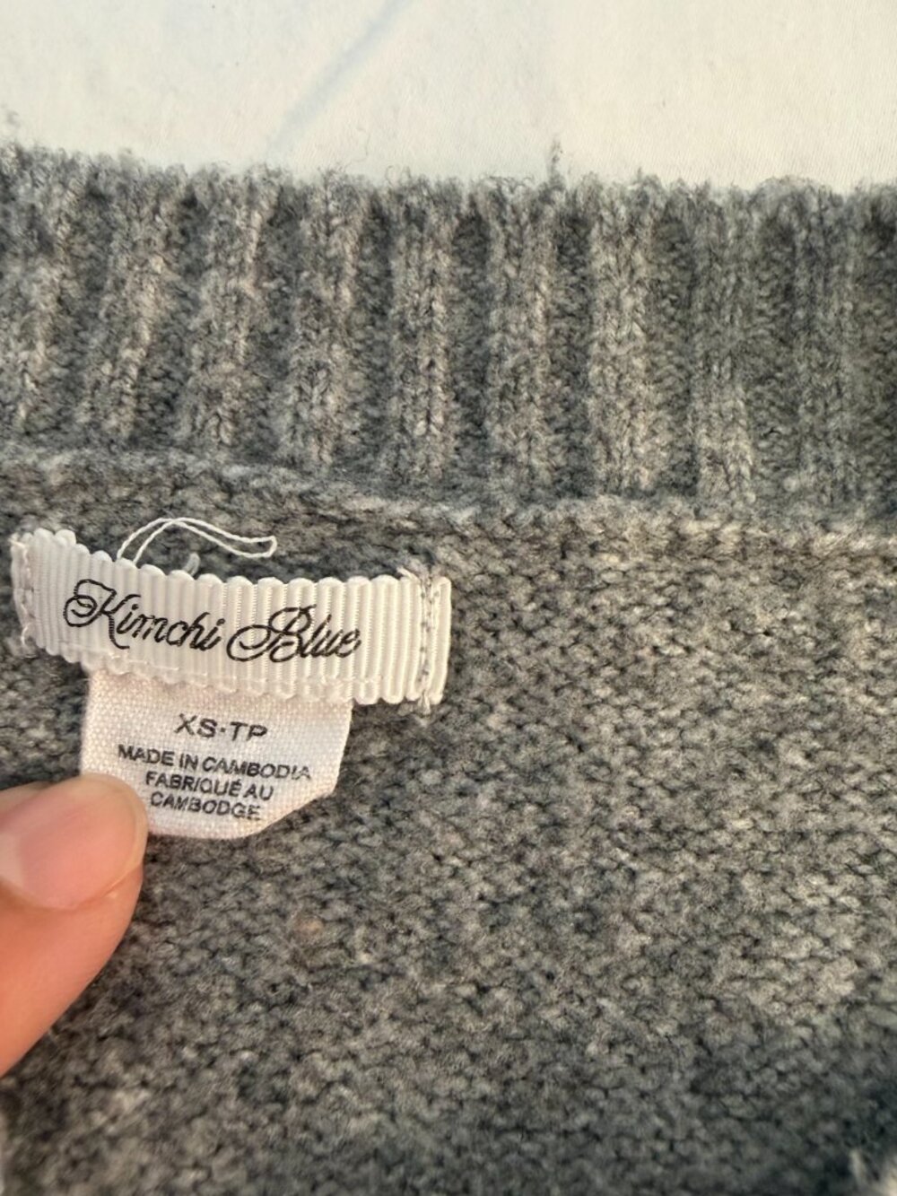 Kimchi Blue Gray Soft Knit Button Front Cardigan Sweater Womens XS Cropped - Picture 2 of 7
